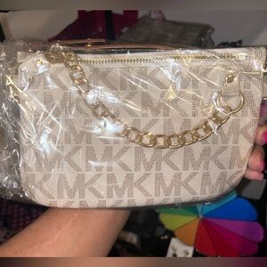 NWT Michael Kors Belt bag Fanny pack Wristlet Clutch